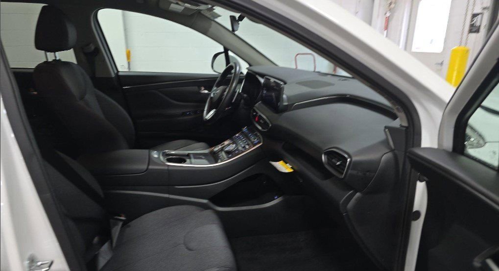 Certified 2023 Hyundai Santa Fe SEL w/ Cargo Package image 11