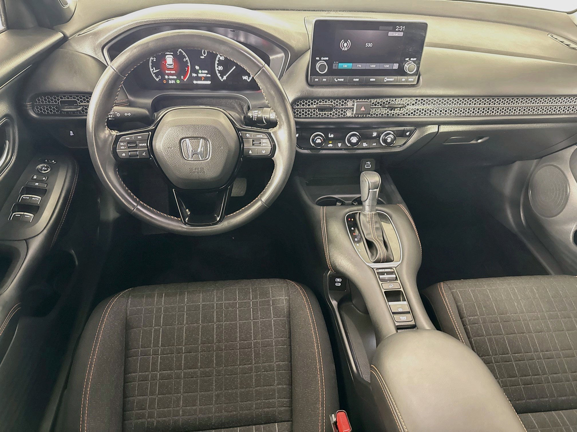 Used 2025 Honda HR-V Sport image 26