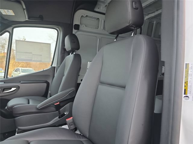 New 2026 Mercedes-Benz Sprinter 2500 image 17
