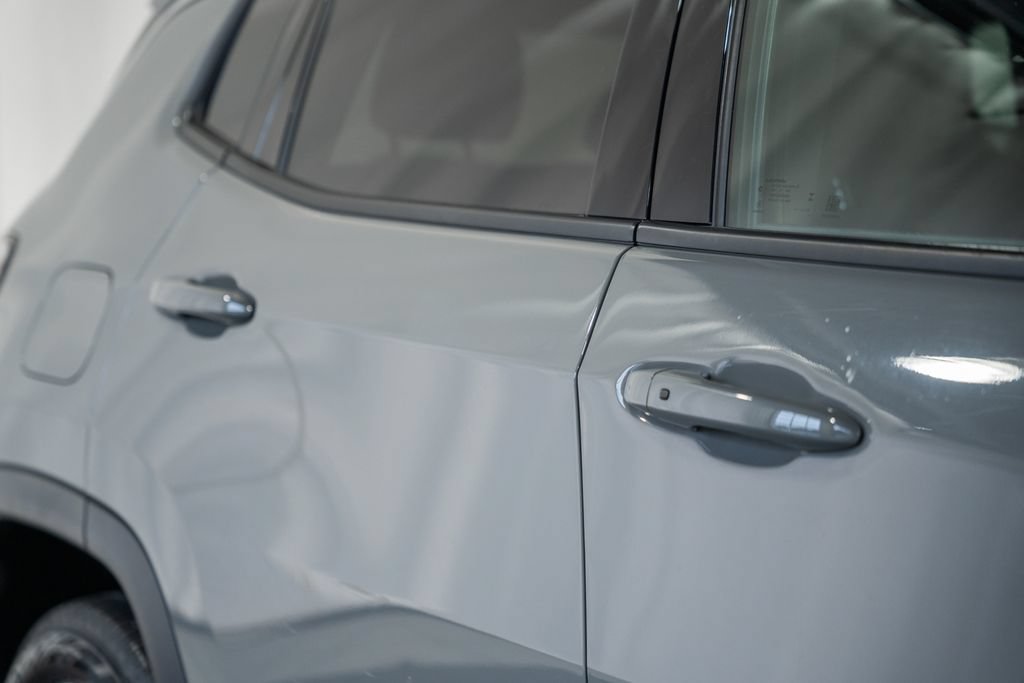 Certified 2023 Jeep Compass Latitude AWD/4WD image 17