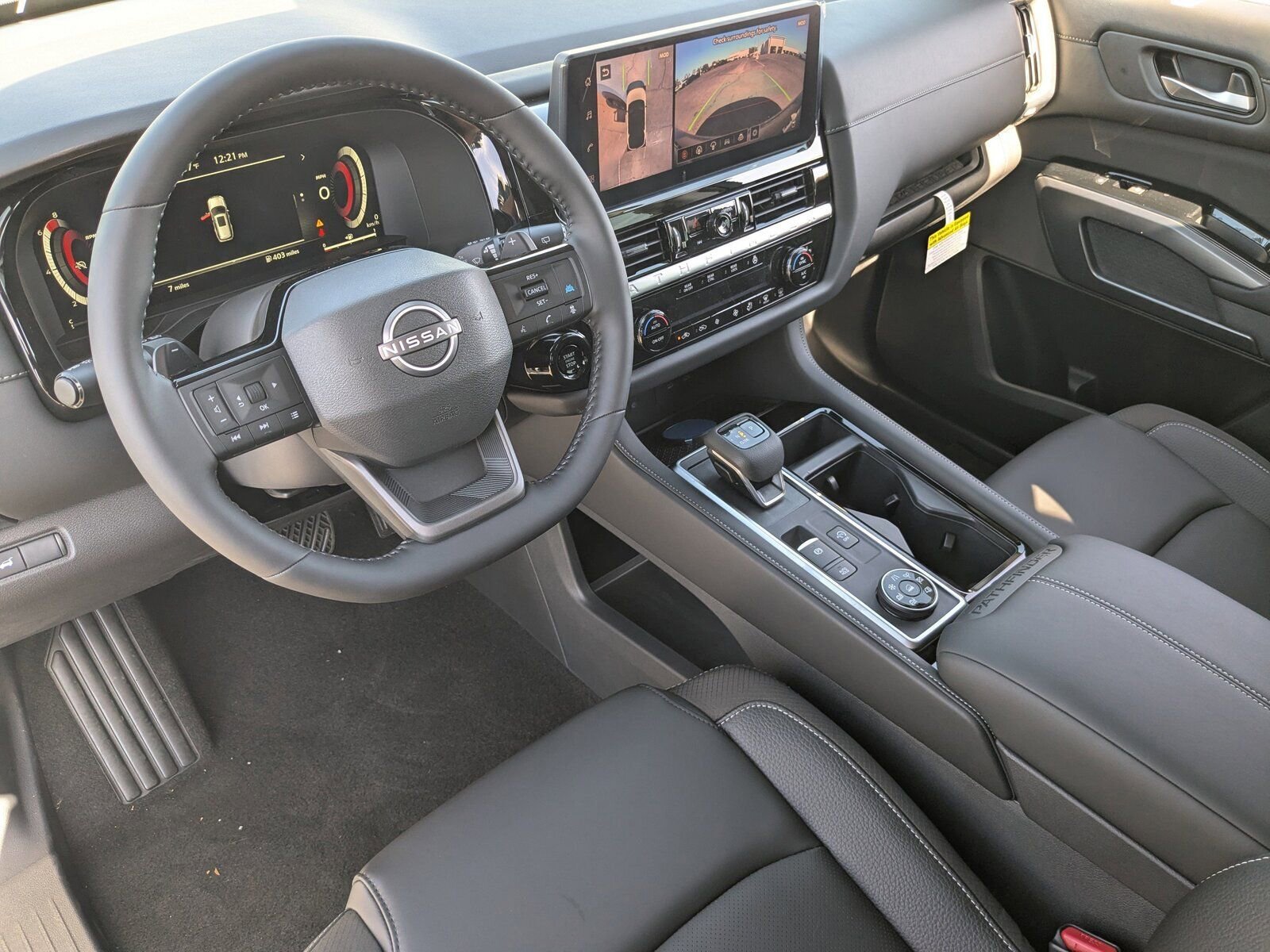 New 2026 Nissan Pathfinder SL w/ SL Premium Package image 12