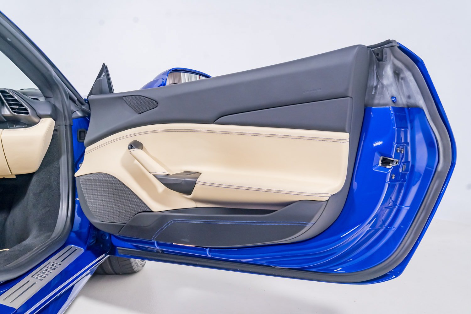 Certified 2019 Ferrari 488 Spider RWD image 35