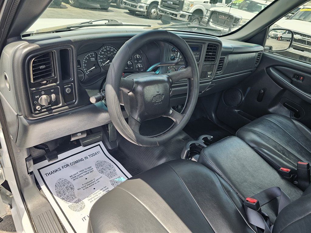Used 2002 Chevrolet Silverado 1500 2WD Regular Cab image 13