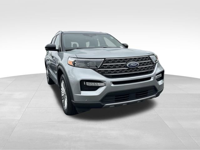 Used 2023 Ford Explorer King Ranch w/ Technology Package AWD/4WD image 7
