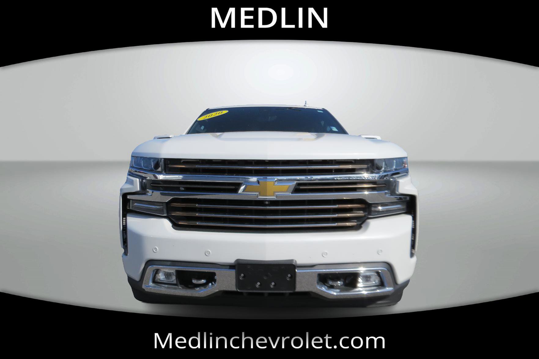 Used 2020 Chevrolet Silverado 1500 High Country w/ Technology Package AWD/4WD image 3