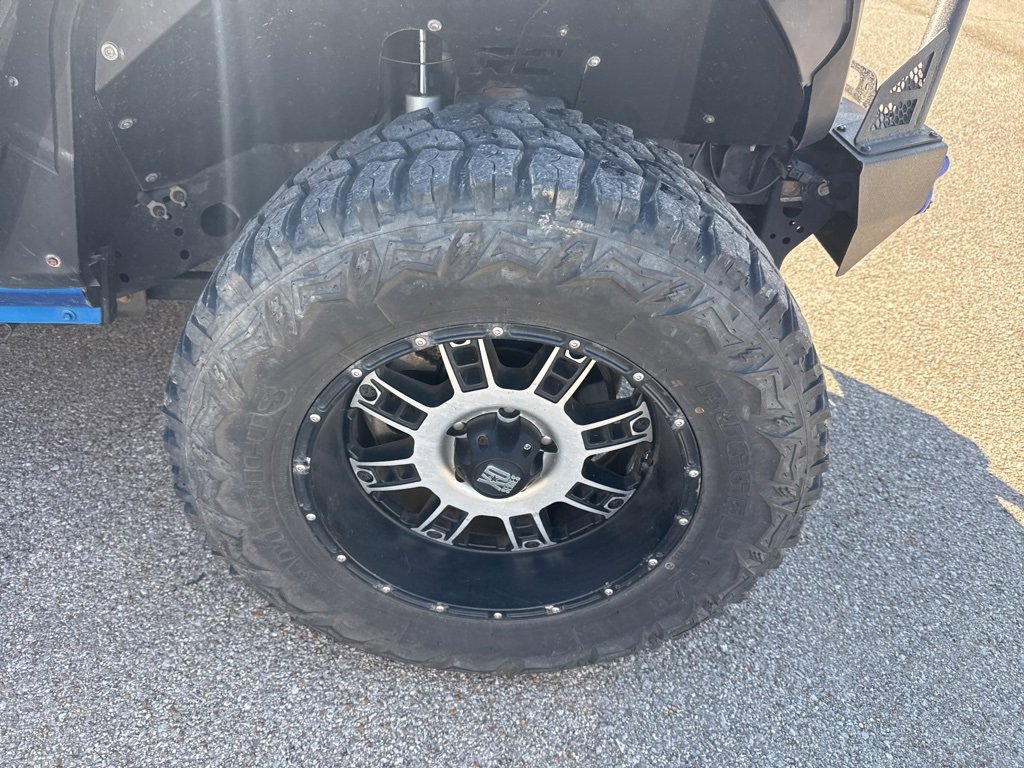 Used 2021 Jeep Wrangler Sport image 3