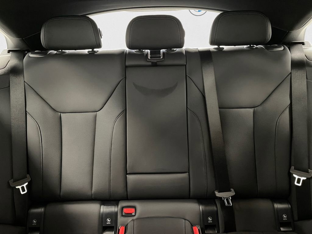 New 2026 BMW 430i xDrive w/ M Sport Package image 11