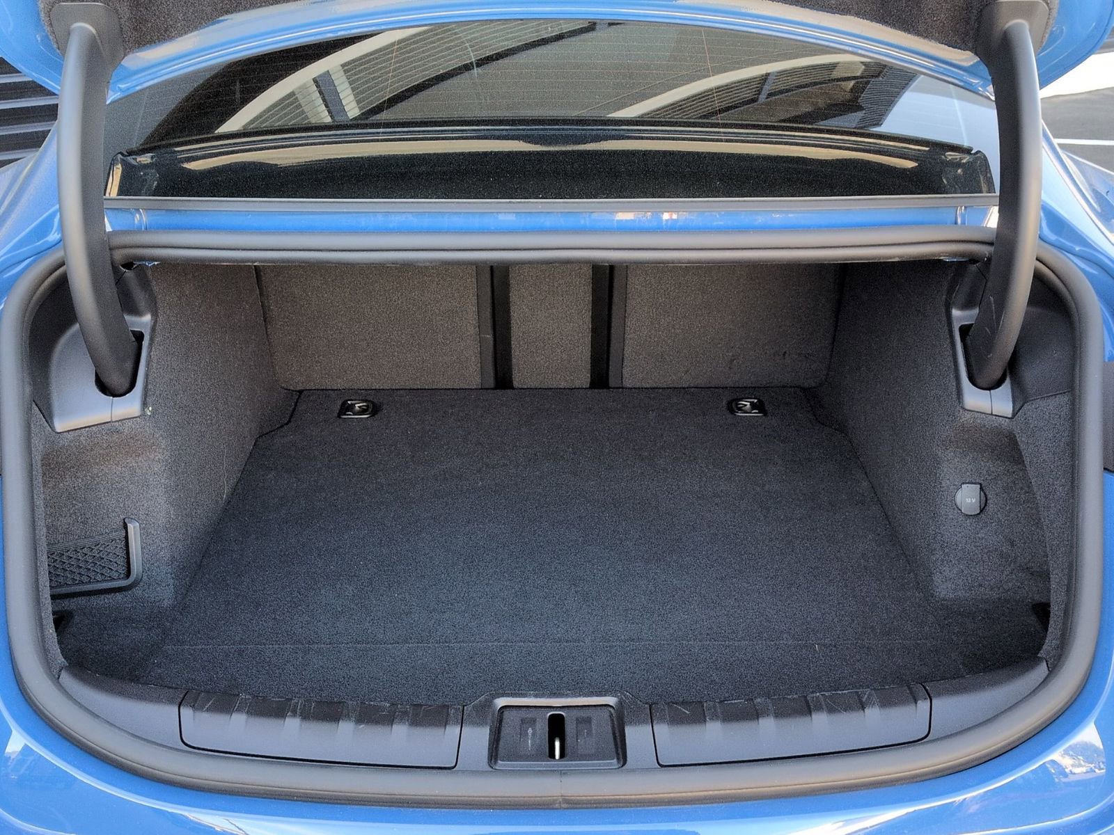 Certified 2023 Porsche Taycan image 24