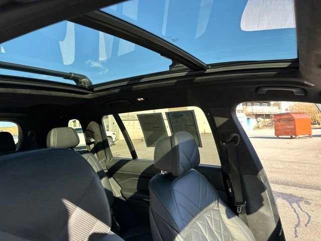 Used 2024 BMW X7 xDrive40i w/ M Sport Package image 42