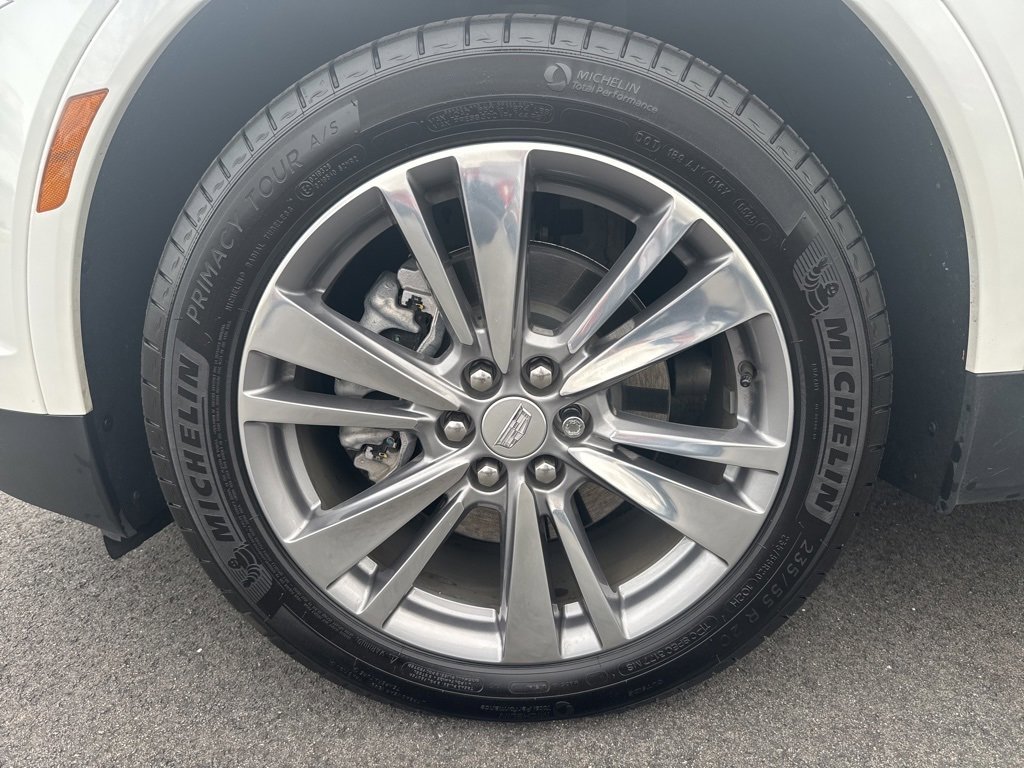 Used 2025 Cadillac XT5 Premium Luxury image 12