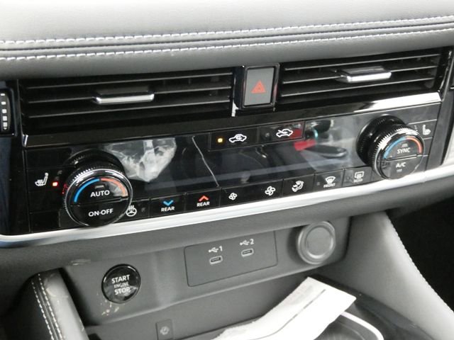 New 2026 Nissan Rogue Platinum w/ Tech Package AWD/4WD image 15