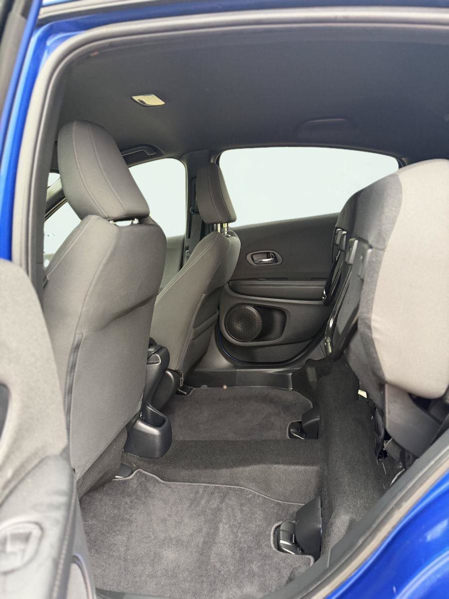 Used 2022 Honda HR-V Sport image 16