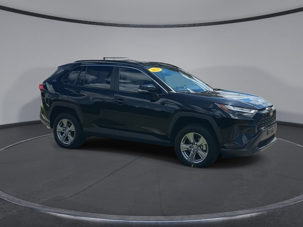 Used 2025 Toyota RAV4 XLE FWD image 2