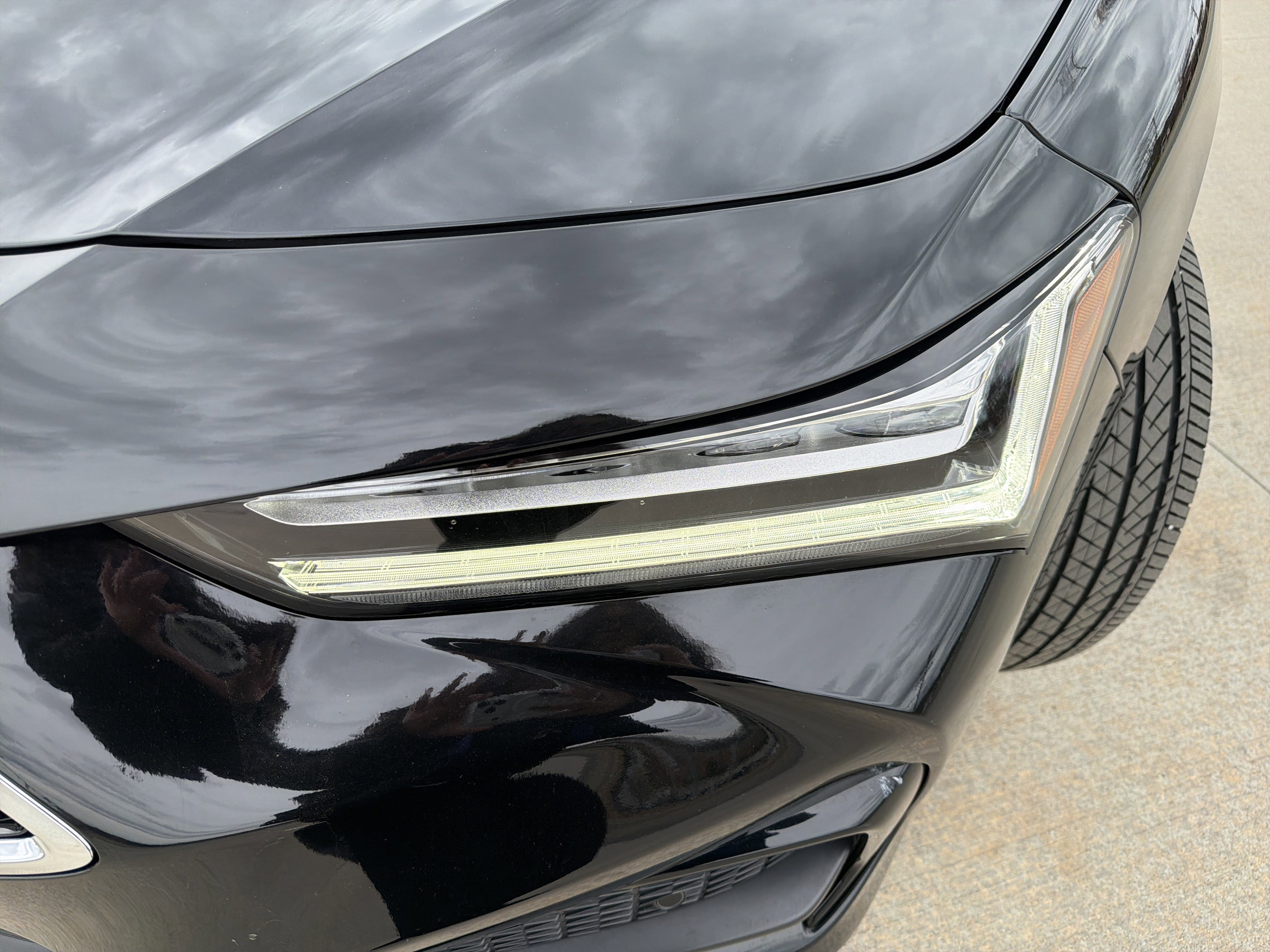 Certified 2022 Acura TLX w/ Technology Package image 6