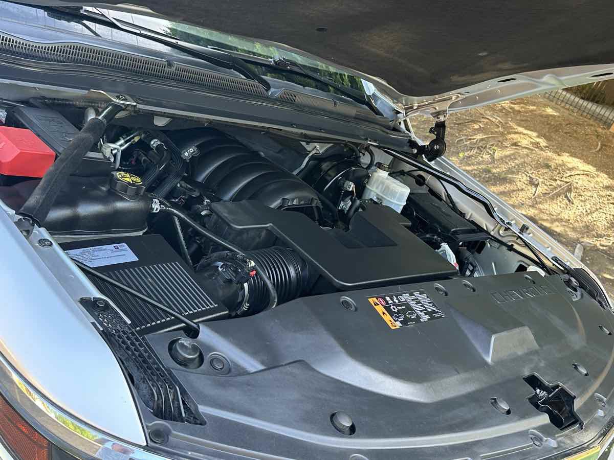 Used 2019 Chevrolet Suburban LT AWD/4WD image 67