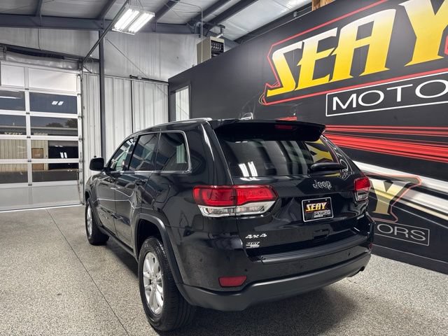 Used 2022 Jeep Grand Cherokee Laredo E AWD/4WD image 18