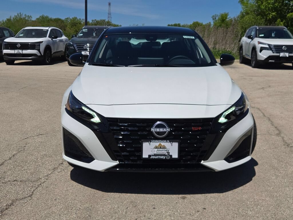 New 2026 Nissan Altima 2.5 SR FWD image 4