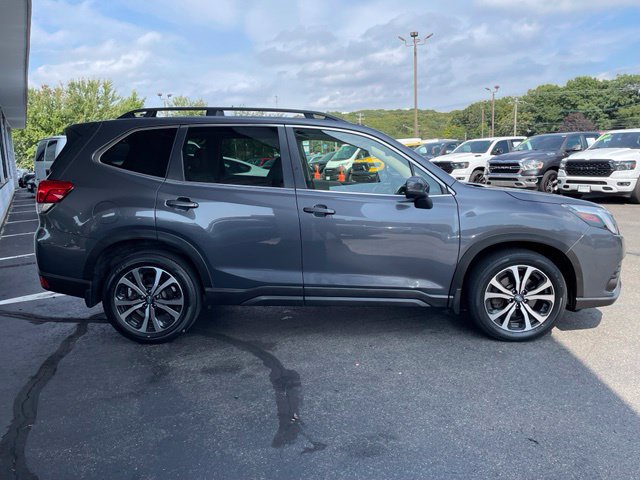 Used 2023 Subaru Forester Limited AWD/4WD image 4
