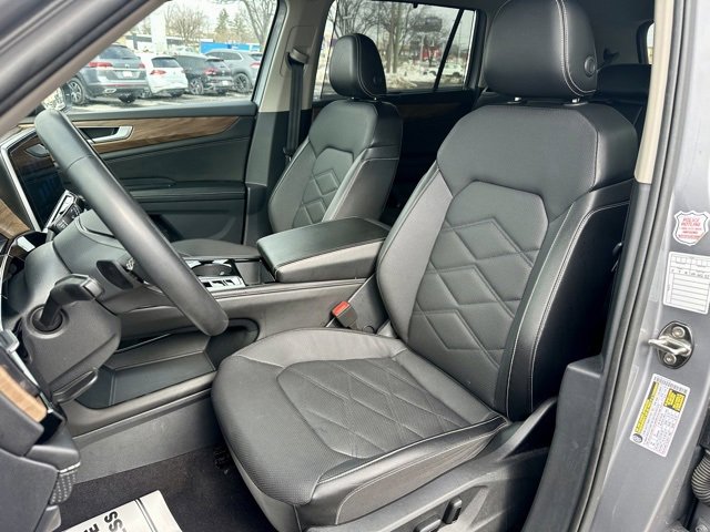 Certified 2024 Volkswagen Atlas SE image 13