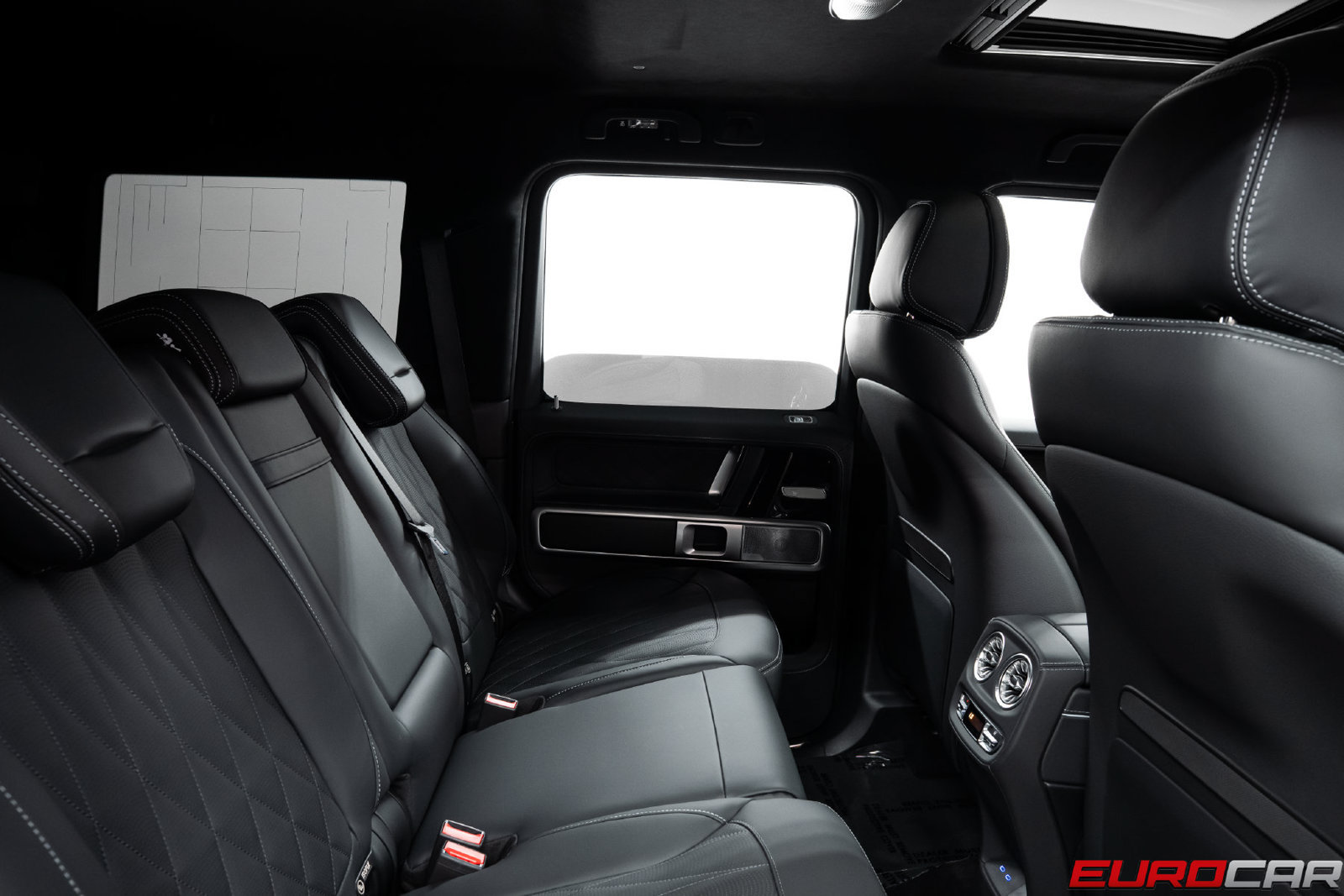 Used 2027 Mercedes-Benz G 63 AMG 4MATIC image 54