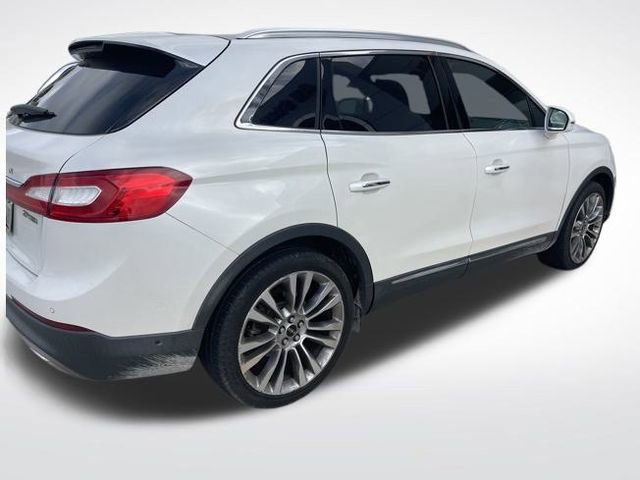 Used 2016 Lincoln MKX Reserve w/ Technology Package image 4