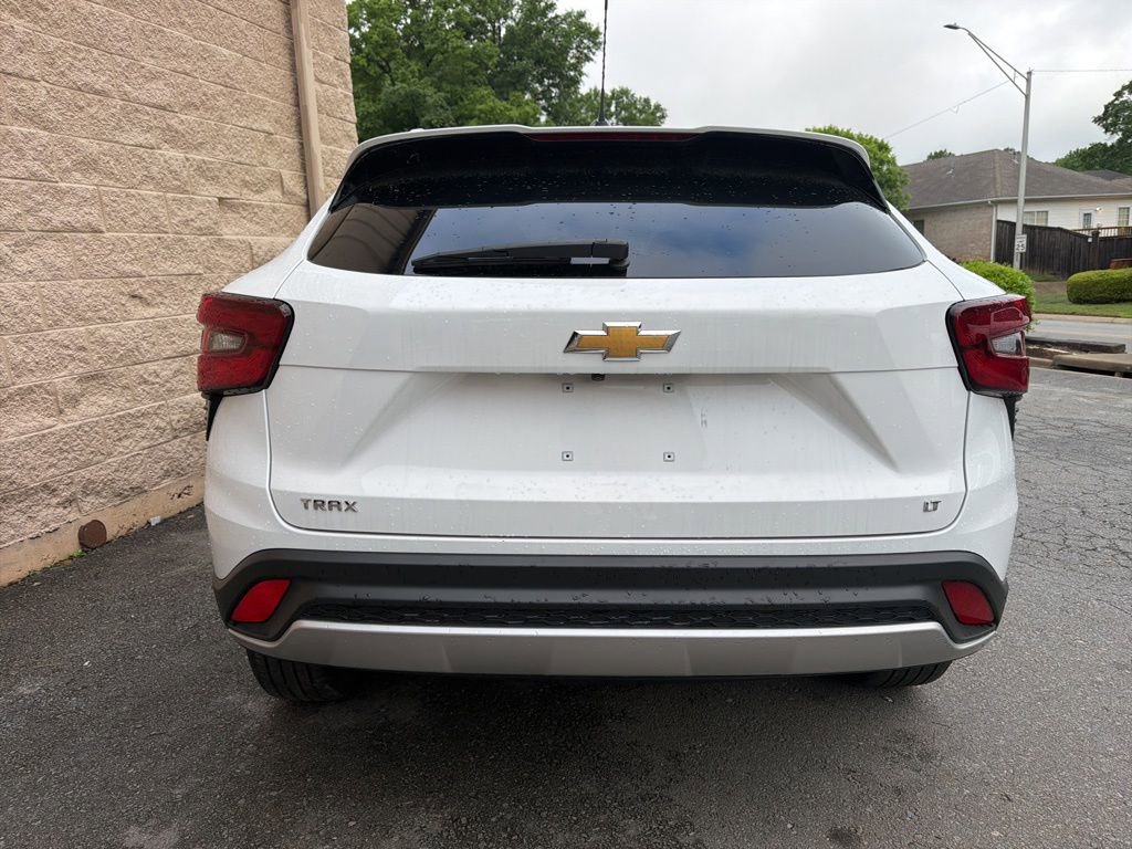 Used 2024 Chevrolet Trax LT FWD image 6