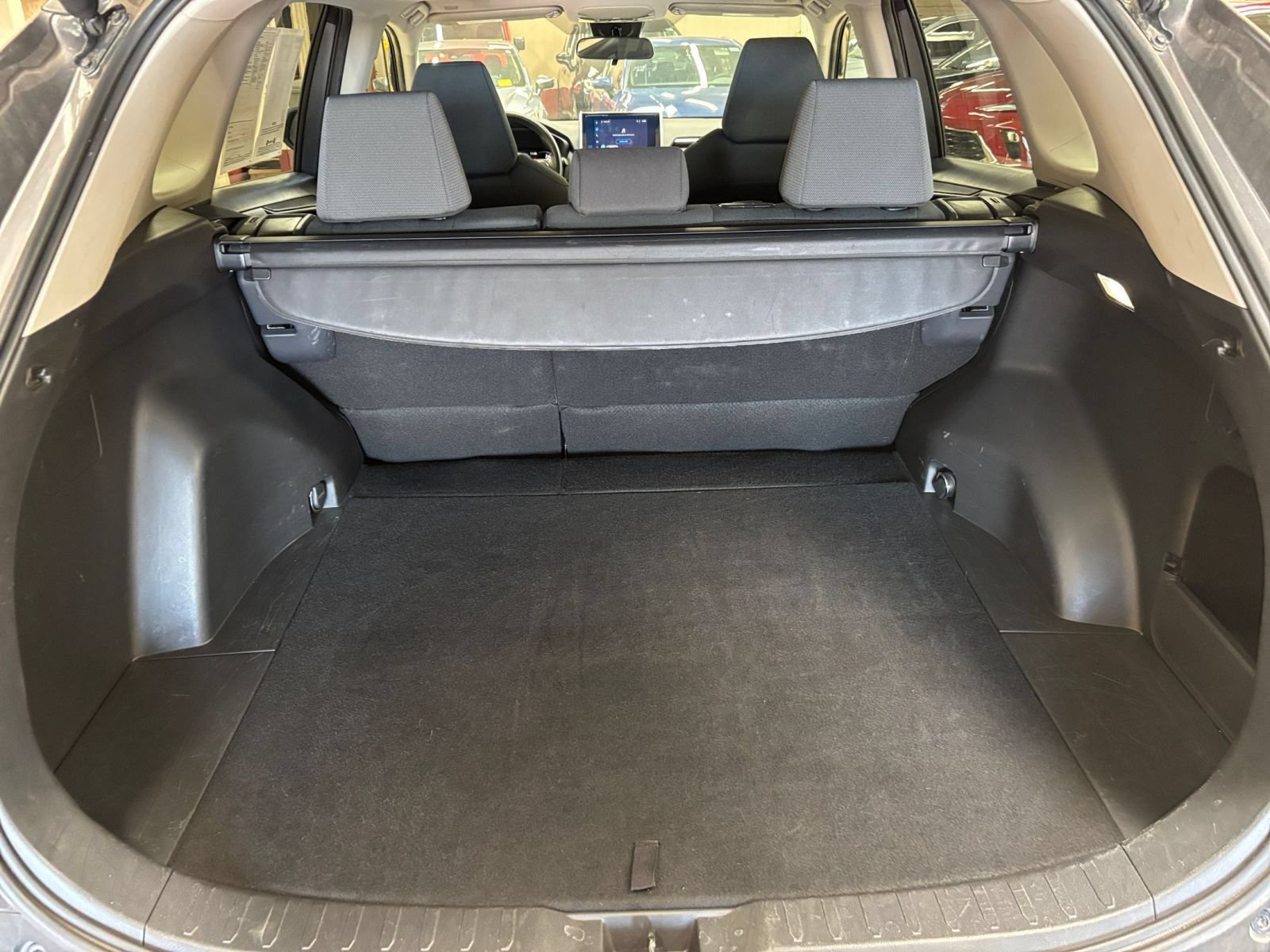 Used 2025 Toyota RAV4 XLE w/ Convenience Package AWD/4WD image 32