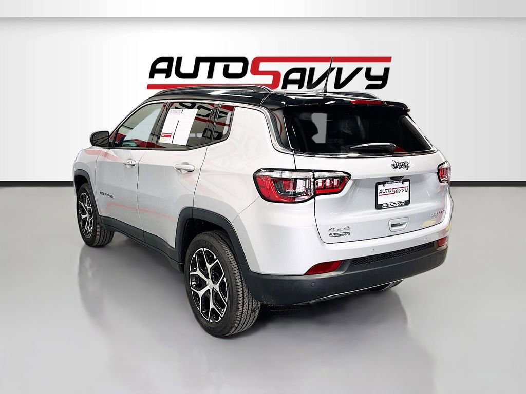 Used 2024 Jeep Compass Limited AWD/4WD image 5