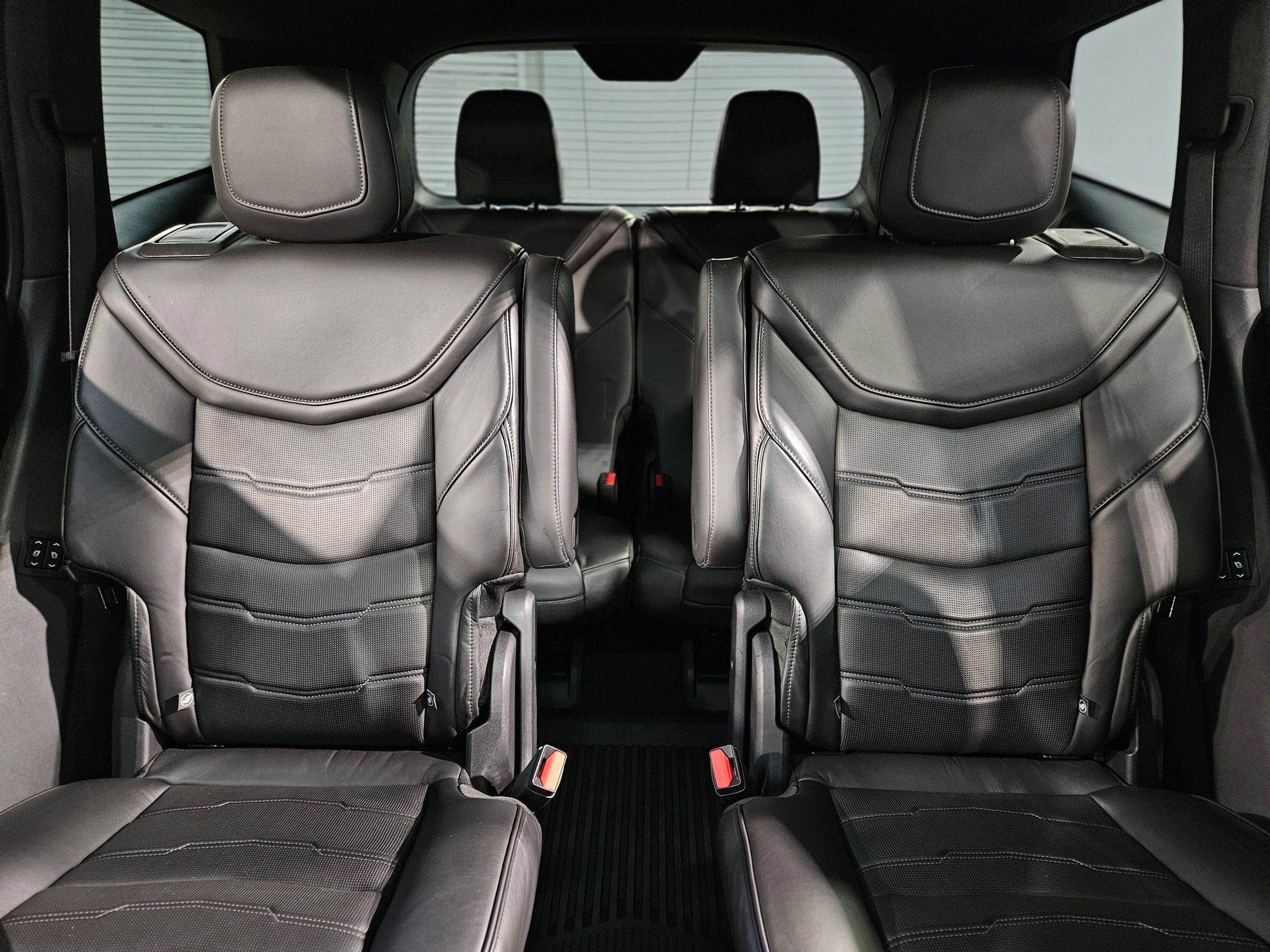 Used 2020 Cadillac XT6 Sport w/ Platinum Package image 13