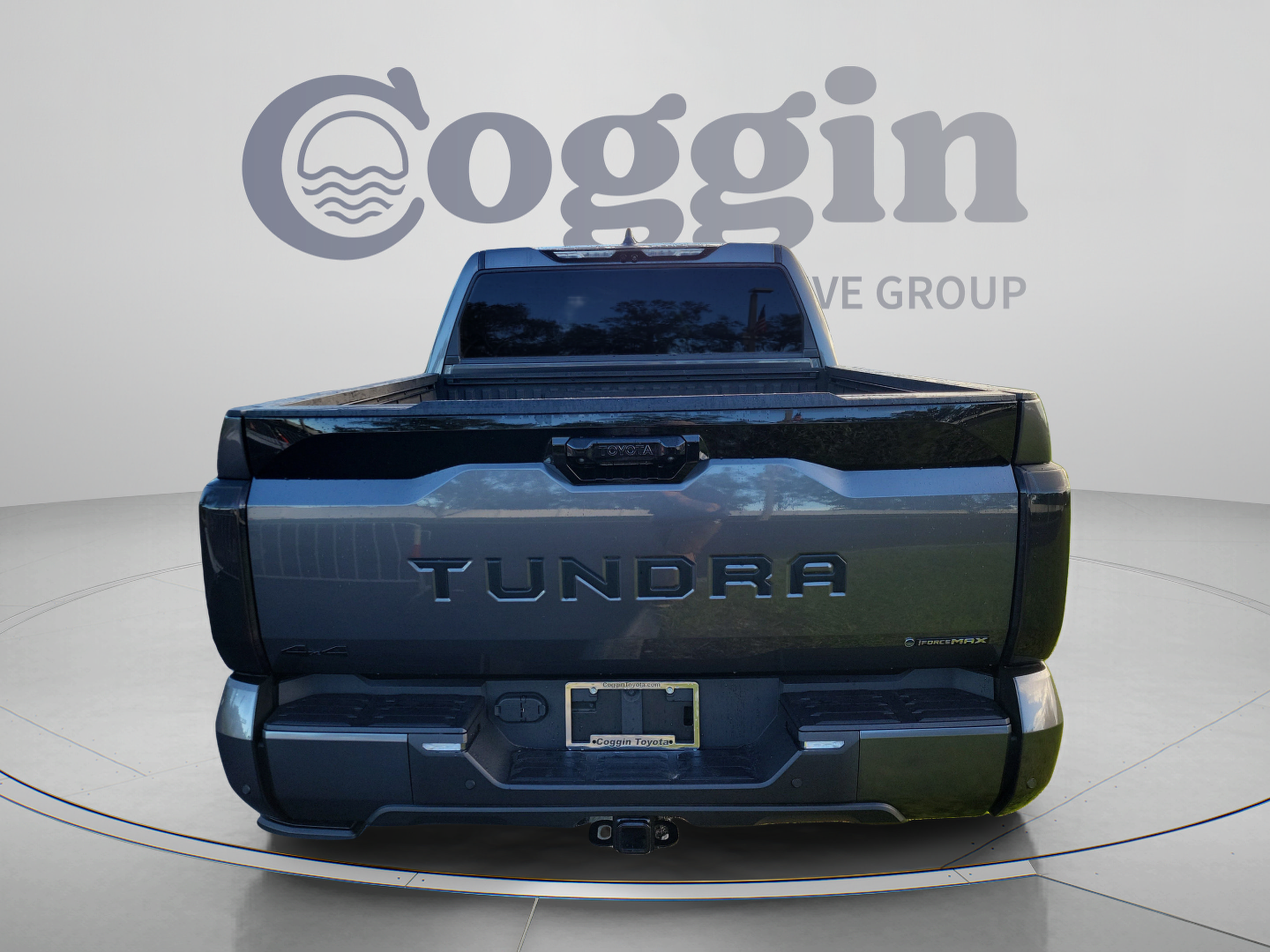 Used 2025 Toyota Tundra Platinum AWD/4WD image 5