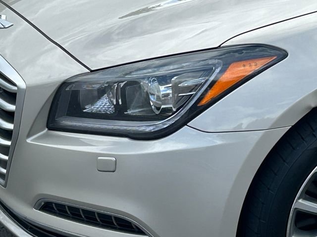 Used 2015 Hyundai Genesis 3.8 w/ Option Group 02 AWD/4WD image 11