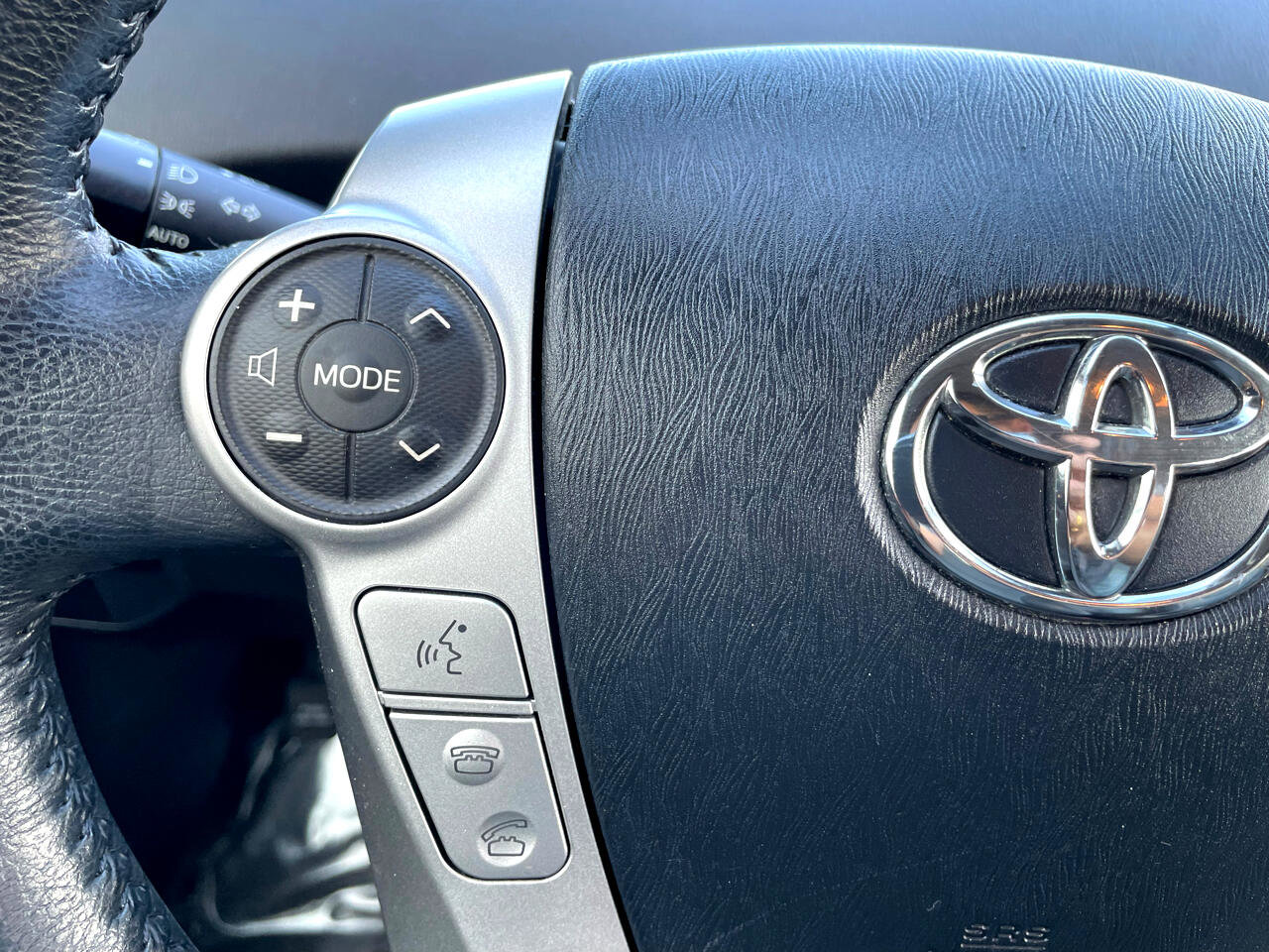 Used 2014 Toyota Prius Three image 28