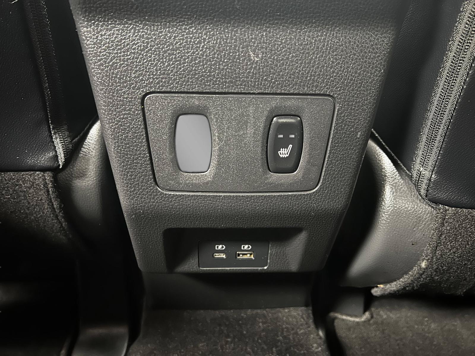 Used 2024 Mitsubishi Eclipse Cross SEL AWD/4WD image 30