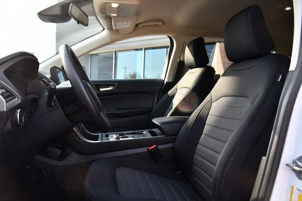 Used 2024 Ford Edge SE w/ Black Appearance Package AWD/4WD image 13