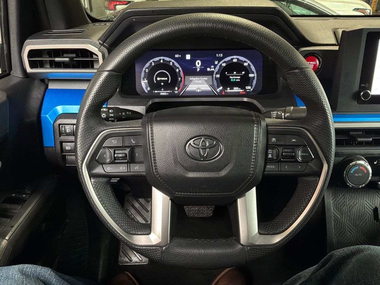 Used 2025 Toyota Tacoma TRD Off-Road AWD/4WD image 31