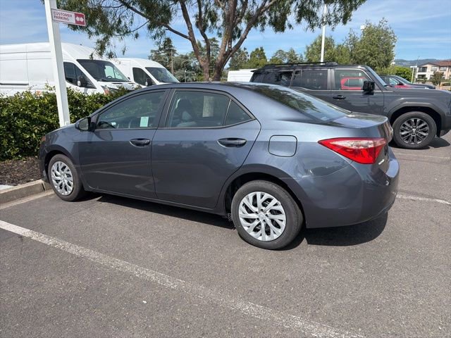 Used 2018 Toyota Corolla LE FWD image 7