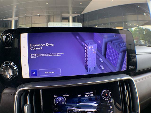Used 2023 Lexus LX 600 4WD w/ Accessory Package (Z1) image 18