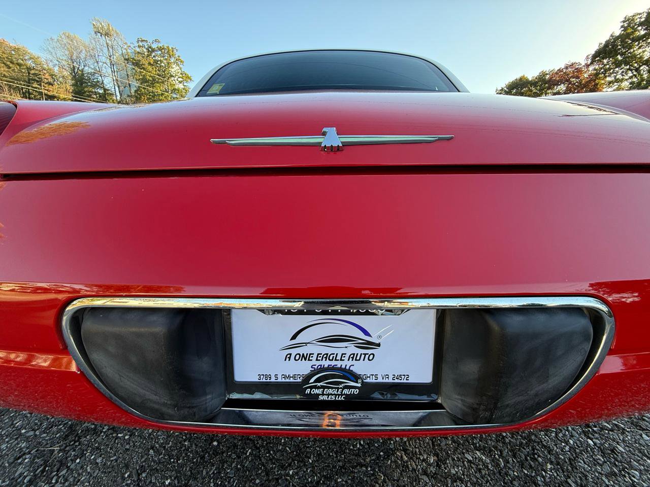 Used 2003 Ford Thunderbird Deluxe image 16