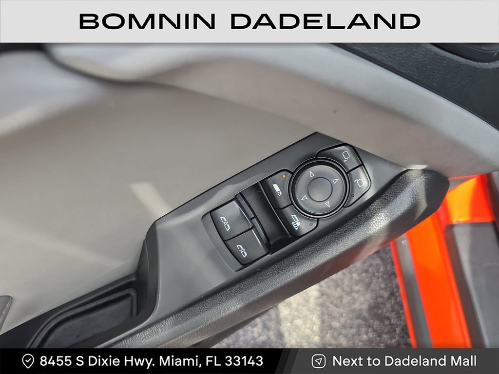 Used 2021 Chevrolet Camaro LT image 13