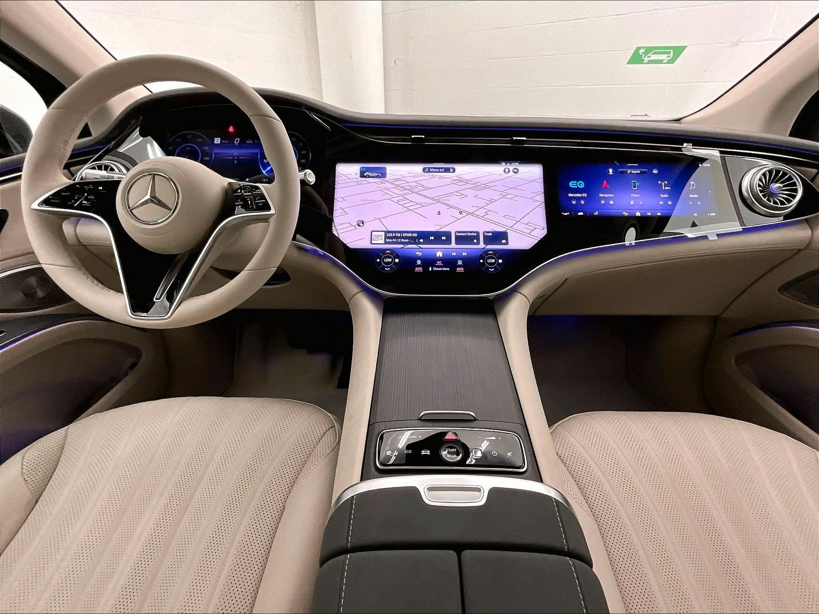 New 2026 Mercedes-Benz EQS 400 4MATIC SUV image 4