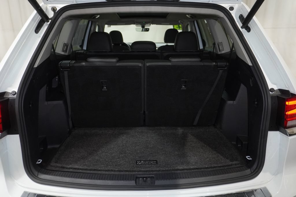 Used 2023 Volkswagen Atlas SE w/ Panoramic Sunroof Package AWD/4WD image 7