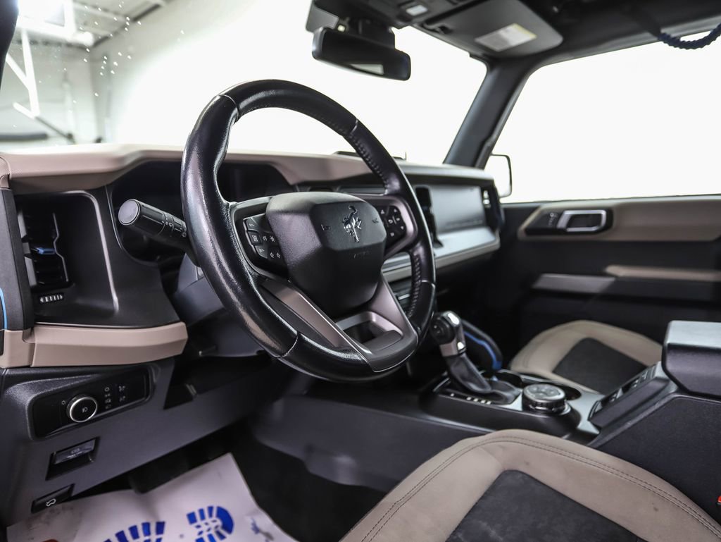 Used 2022 Ford Bronco Wildtrak image 9