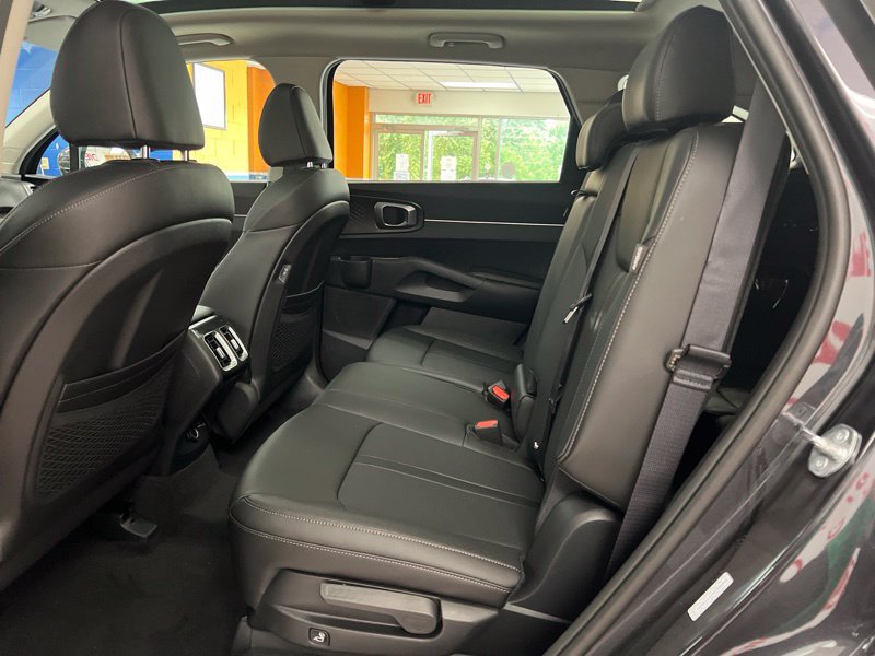 New 2026 Kia Sorento S w/ S Panoramic Sunroof Package FWD image 14