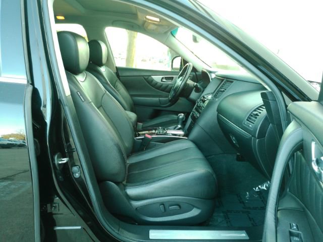 Used 2017 INFINITI QX70 AWD image 19