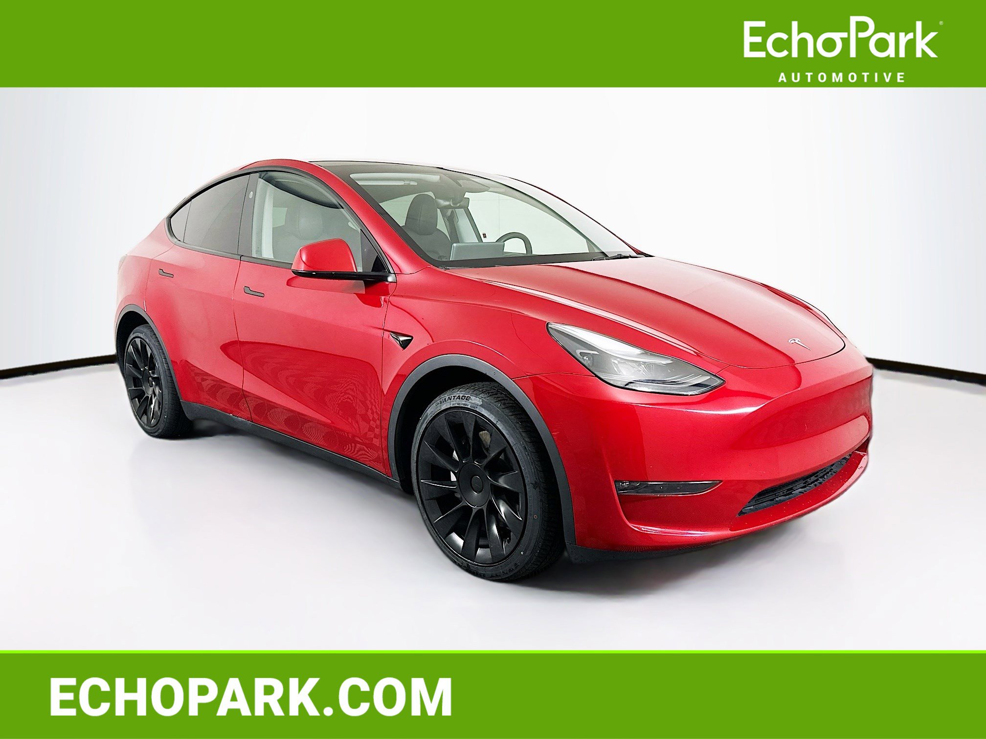 Used 2024 Tesla Model Y Long Range AWD/4WD image 1