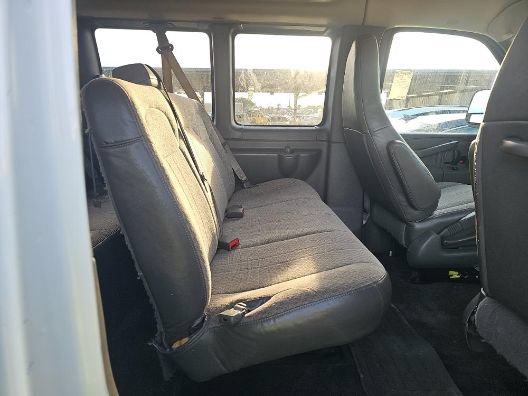 Used 2017 Chevrolet Express 3500 LT w/ LT Preferred Equipment Group RWD image 7