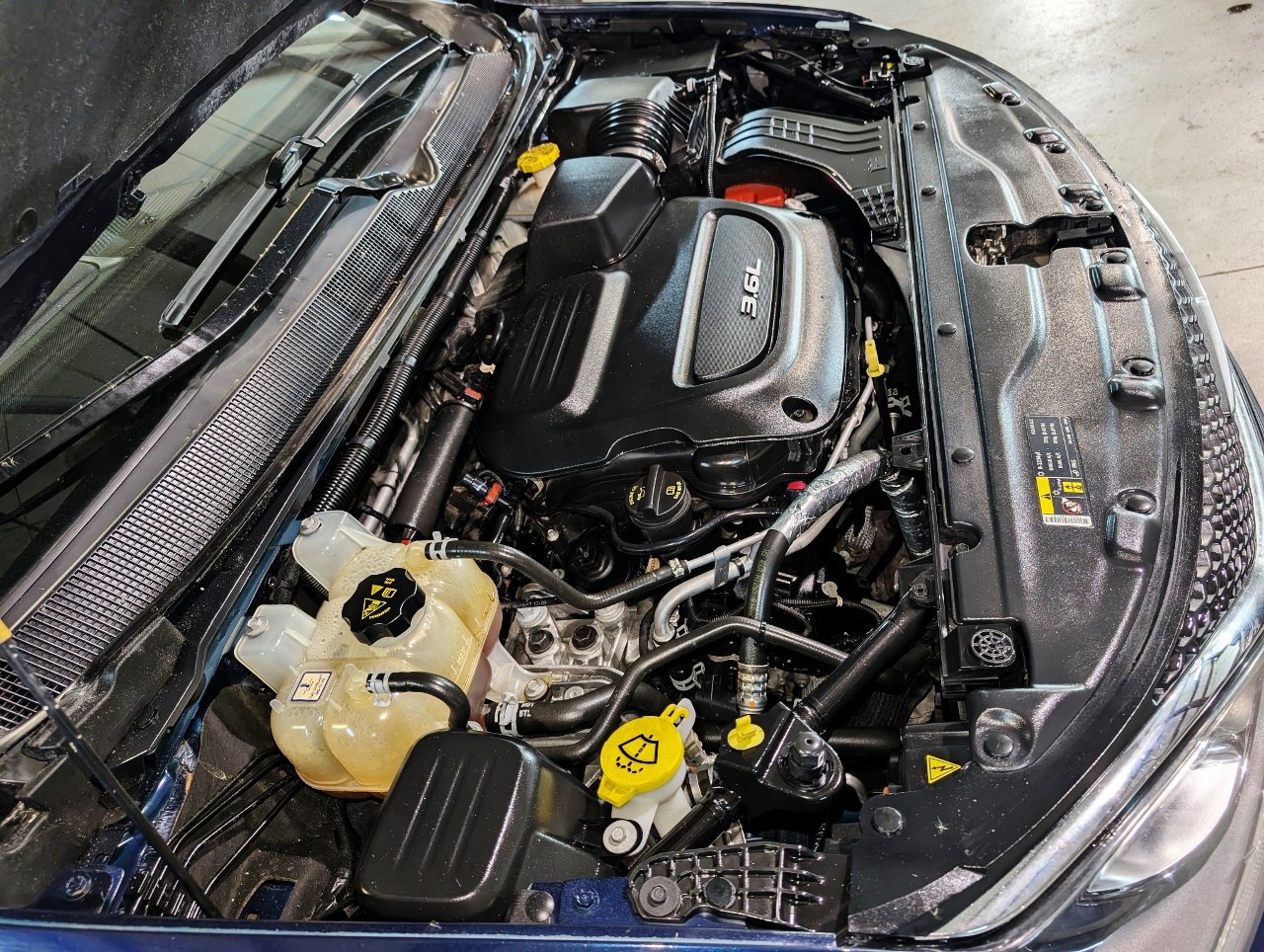 Used 2017 Chrysler Pacifica Limited image 68