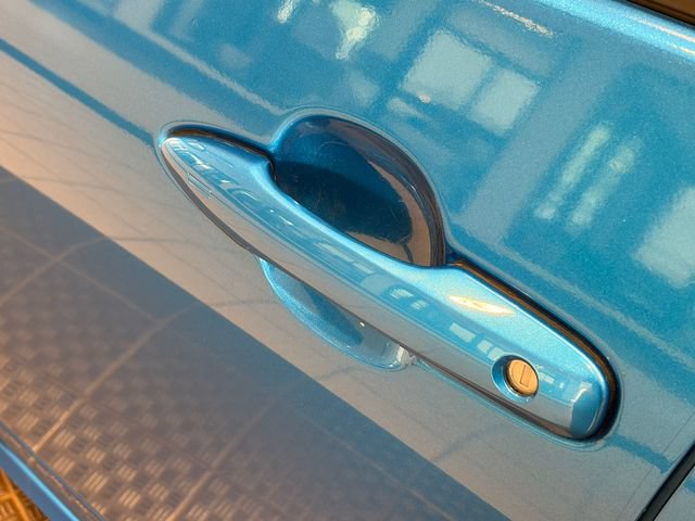 Used 2020 Toyota Prius Limited FWD image 9