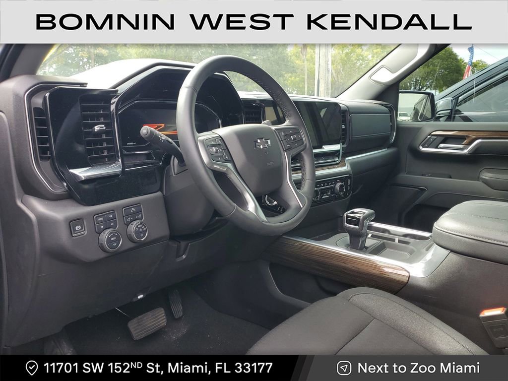 Used 2025 Chevrolet Silverado 1500 RST w/ Z71 Off-Road Package image 13
