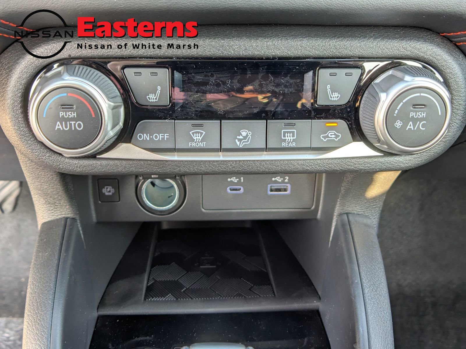 New 2025 Nissan Versa SR w/ Trunk Package image 20